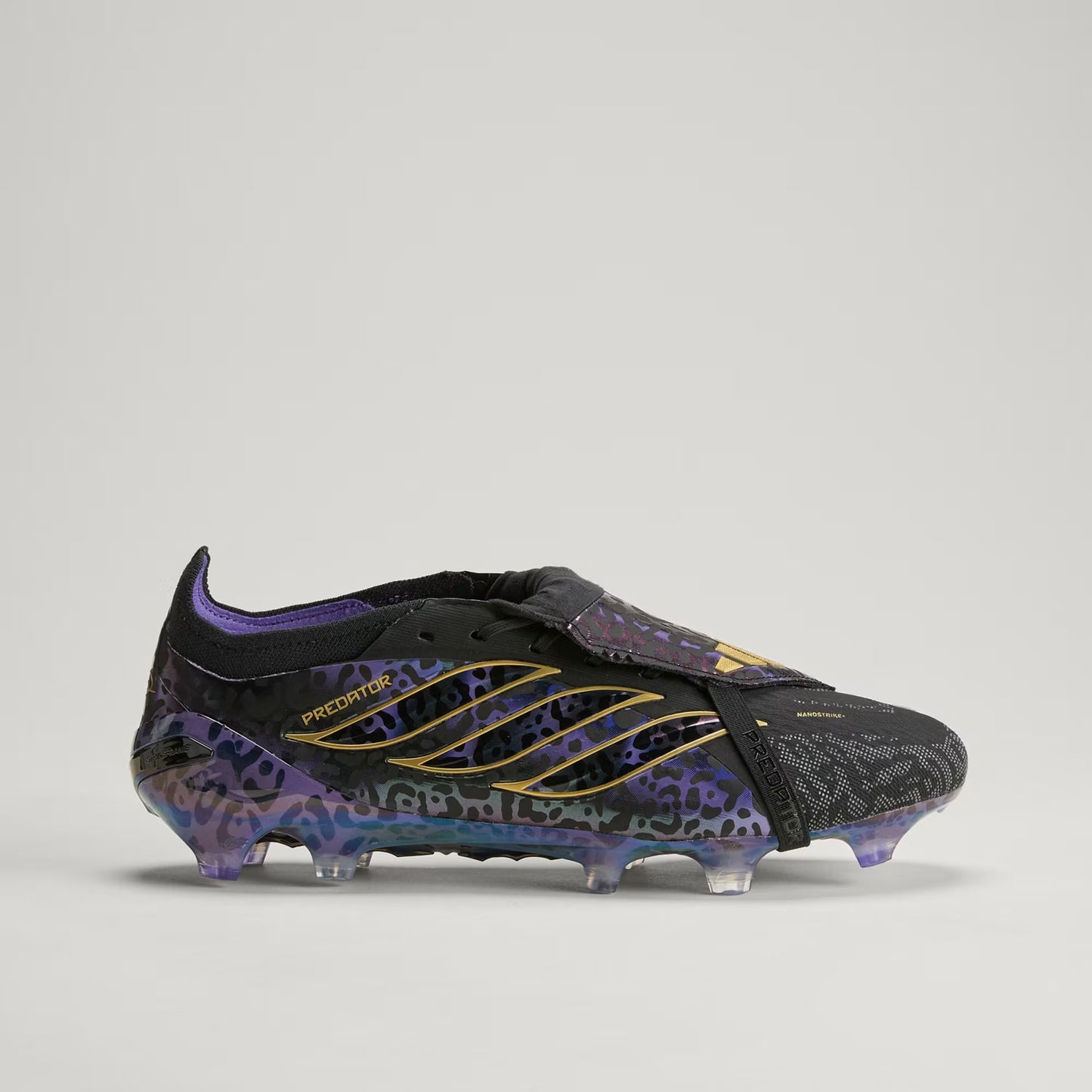 PREDATOR ELITE FT KAKÁ FIRM GROUND